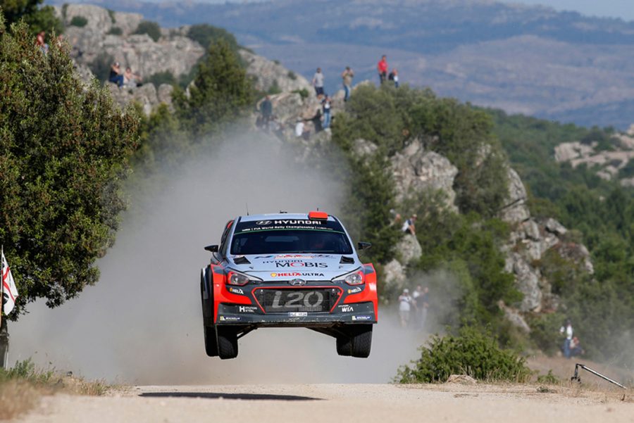 Le Team Hyundai Motor Sport s’offre un podium au Rally WRC de Sardaigne