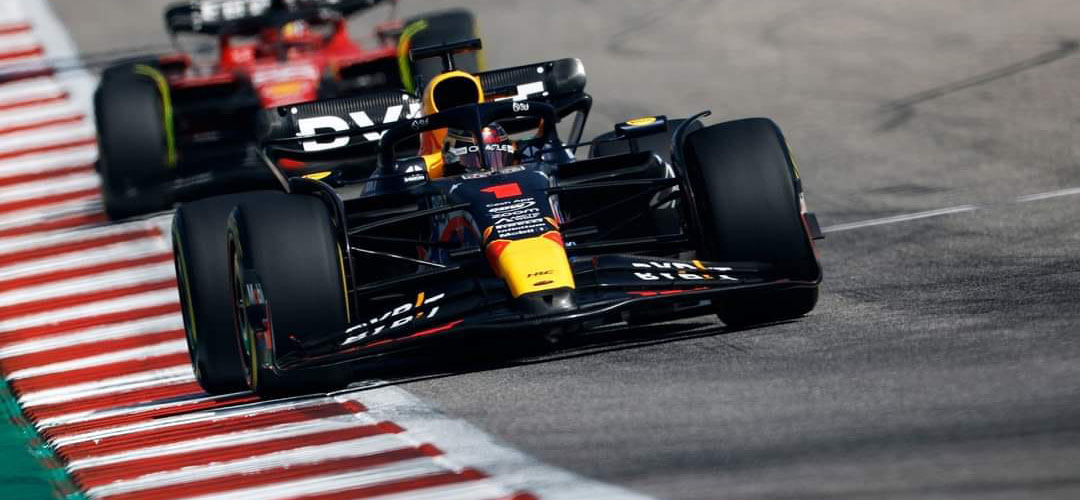MAX Verstappen célèbre sa 50e victoire en Grand Prix de F1 aux États-Unis
